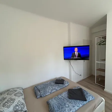 Cosy With Parking Near Vienna גרסדורף ביי וין