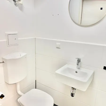 דירה Cosy With Parking Near Vienna *