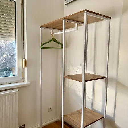 Cosy With Parking Near Vienna