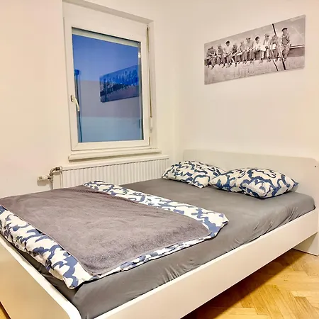 דירה Cosy With Parking Near Vienna גרסדורף ביי וין