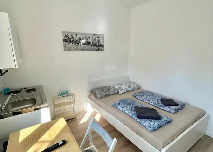 Cosy With Parking Near Vienna Apartment