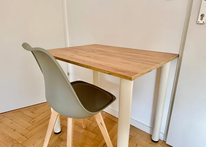 Apartment Cosy With Parking Near Vienna Gerasdorf bei Wien