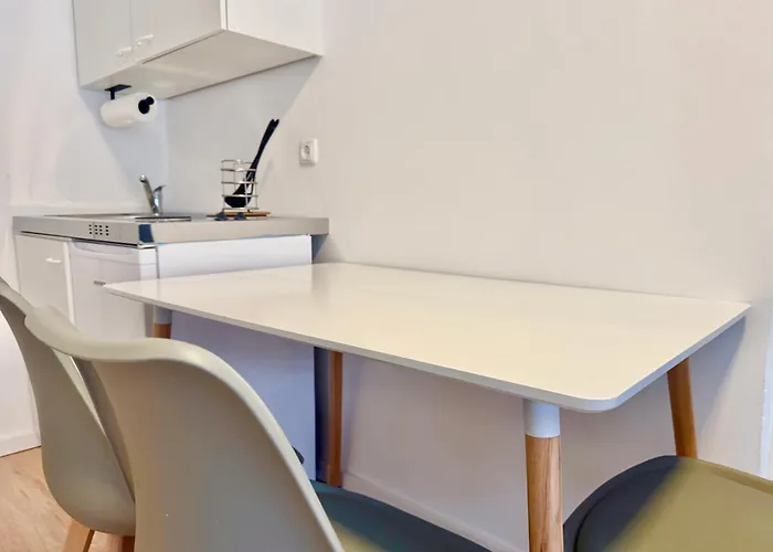 Cosy With Parking Near Vienna Apartment Gerasdorf bei Wien