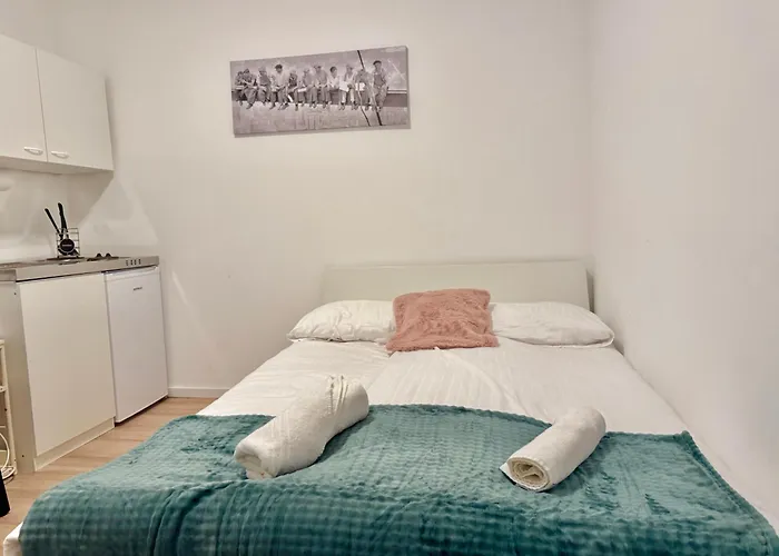 Cosy With Parking Near Vienna Apartment